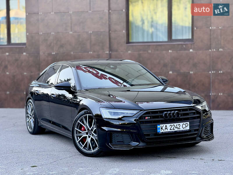 Седан Audi S6 2021 в 