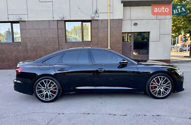 Седан Audi S6 2021 в 