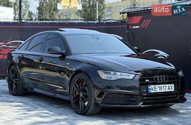 Седан Audi S6 2017 в 