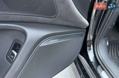 Седан Audi S6 2017 в 