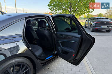 Седан Audi S6 2022 в 