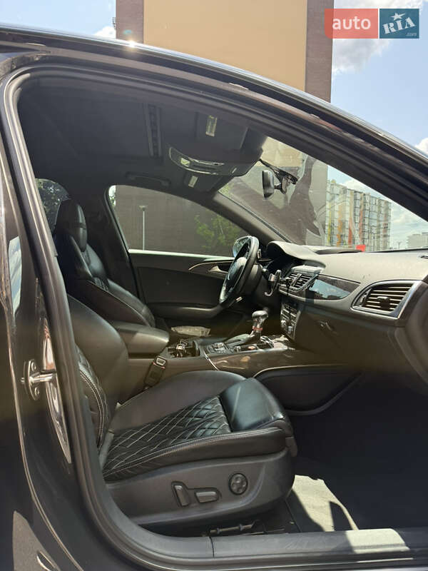 Седан Audi S6 2012 в Чернігові