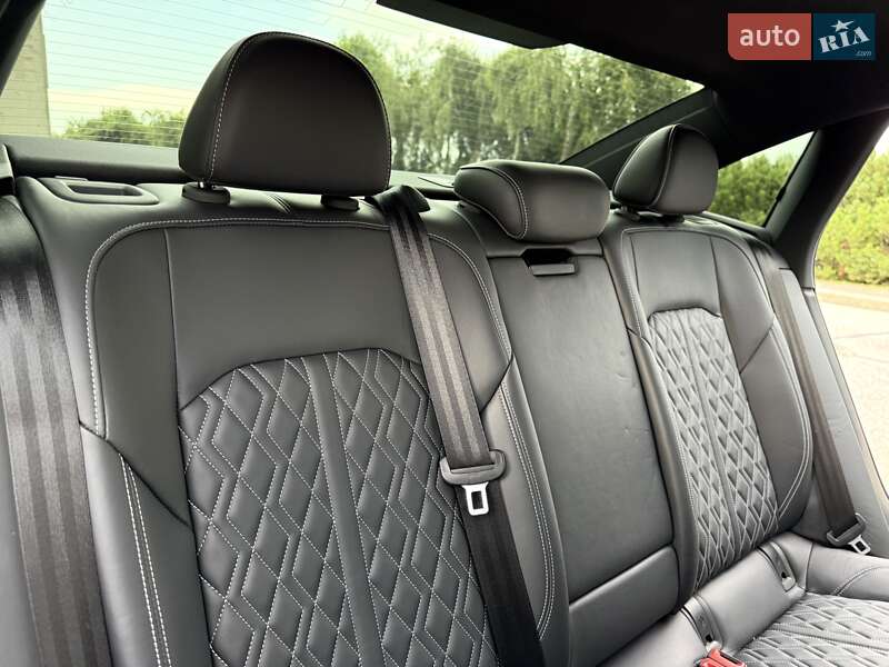 Седан Audi S6 2021 в Киеве