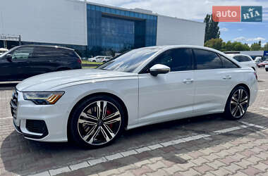 Седан Audi S6 2019 в 