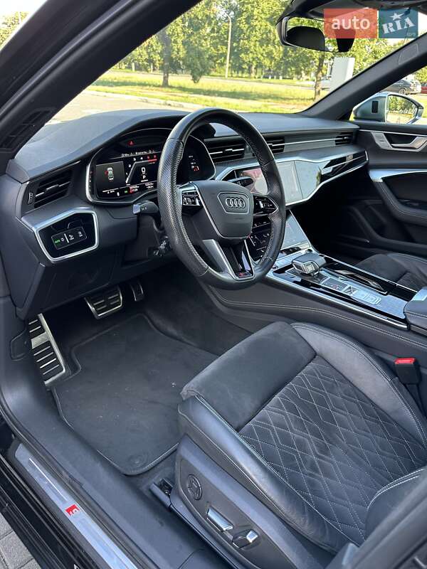 Седан Audi S6 2021 в Киеве