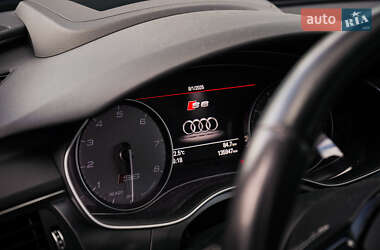 Седан Audi S6 2017 в 