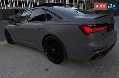 Седан Audi S6 2021 в 
