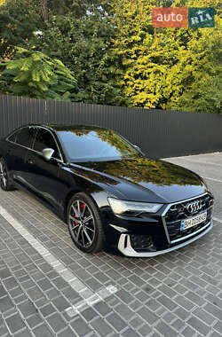 Седан Audi S6 2023 в 