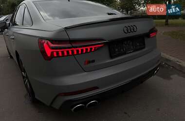 Седан Audi S6 2021 в 