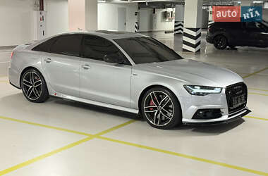 Седан Audi S6 2016 в 