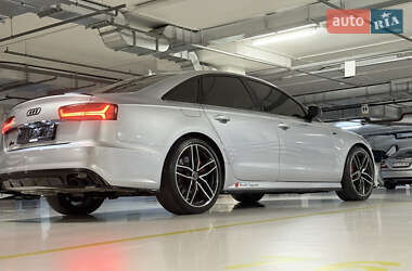Седан Audi S6 2016 в 