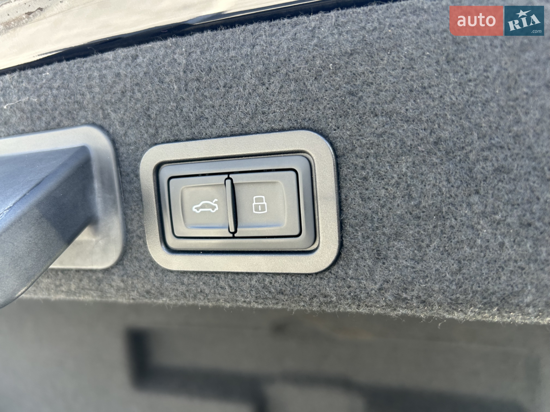 2015 Audi S6 - мініатюра 23