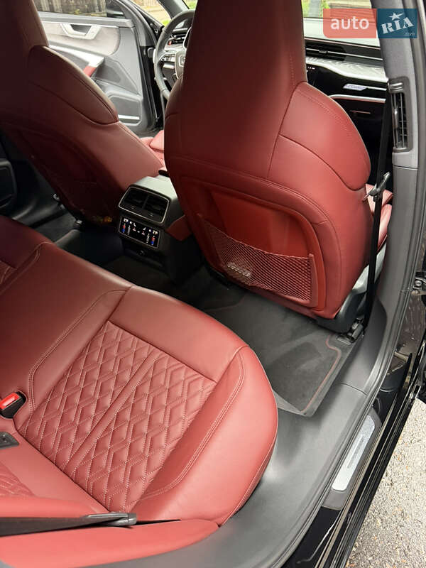 Седан Audi S6 2023 в Одессе