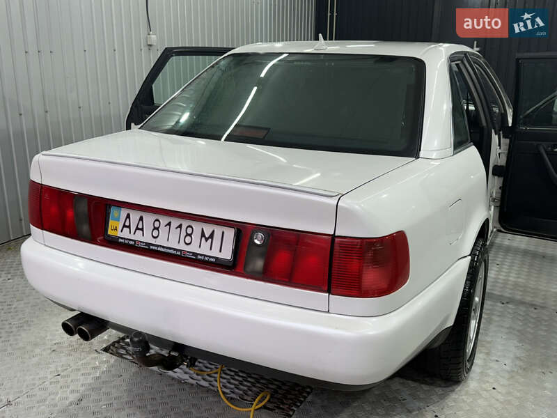 Седан Audi S6 1995 в Києві фото 5 Седан Audi S6 1995 в Києві