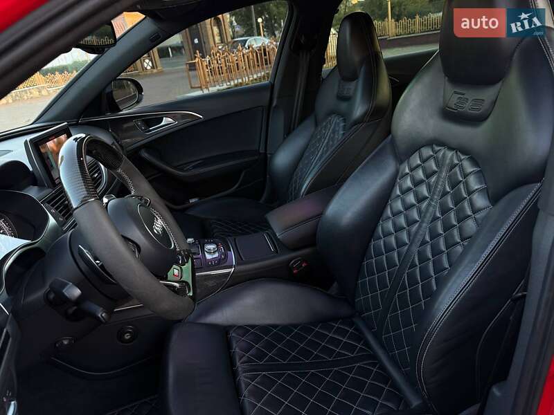 Седан Audi S6 2012 в Білогородці