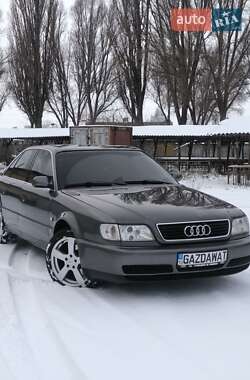 Седан Audi S6 1996 в Шостке