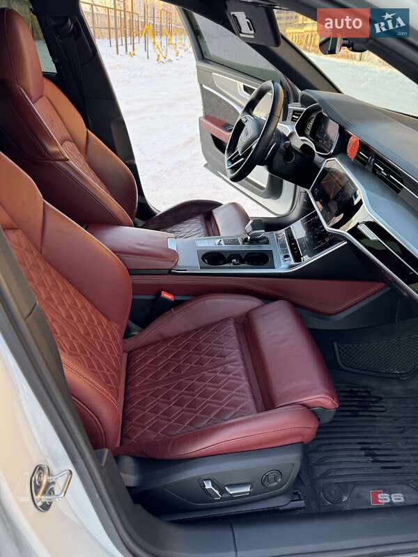Седан Audi S6 2019 в Киеве