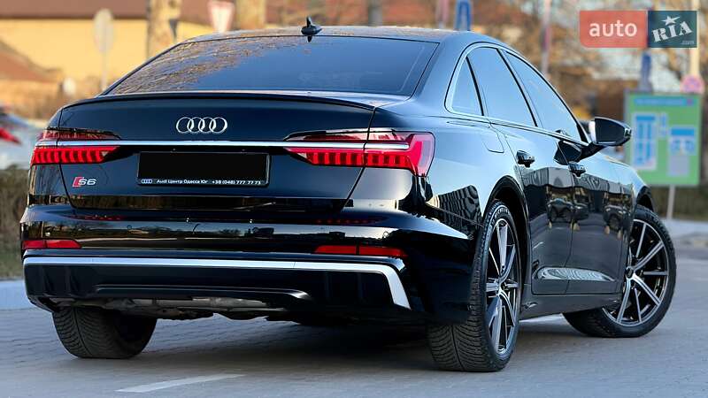 Седан Audi S6 2023 в Одесі
