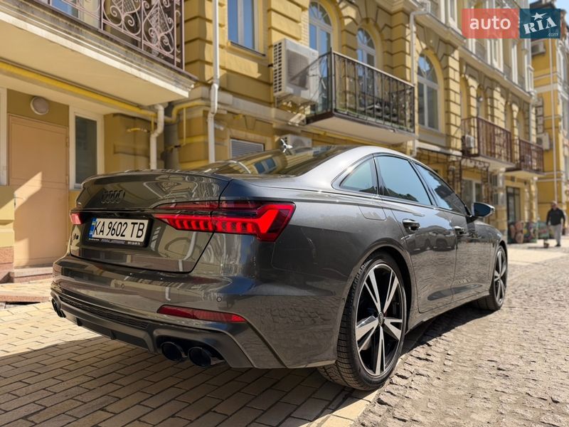 Седан Audi S6 2023 в Києві