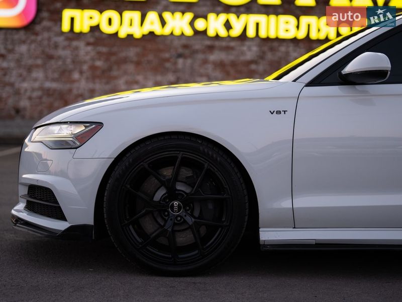 Седан Audi S6 2015 в Дніпрі
