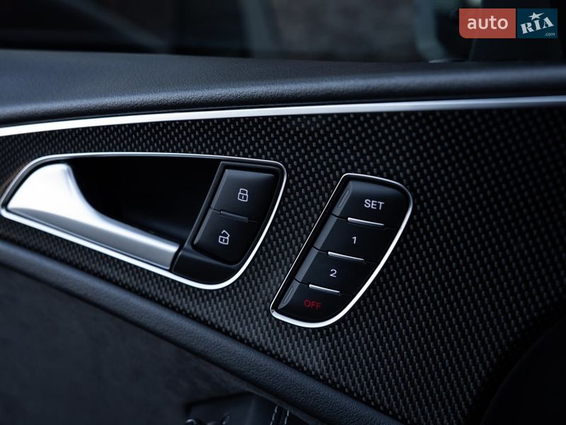 Седан Audi S6 2015 в Дніпрі