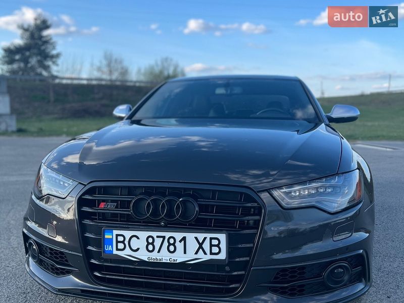 Седан Audi S6 2012 в Львові