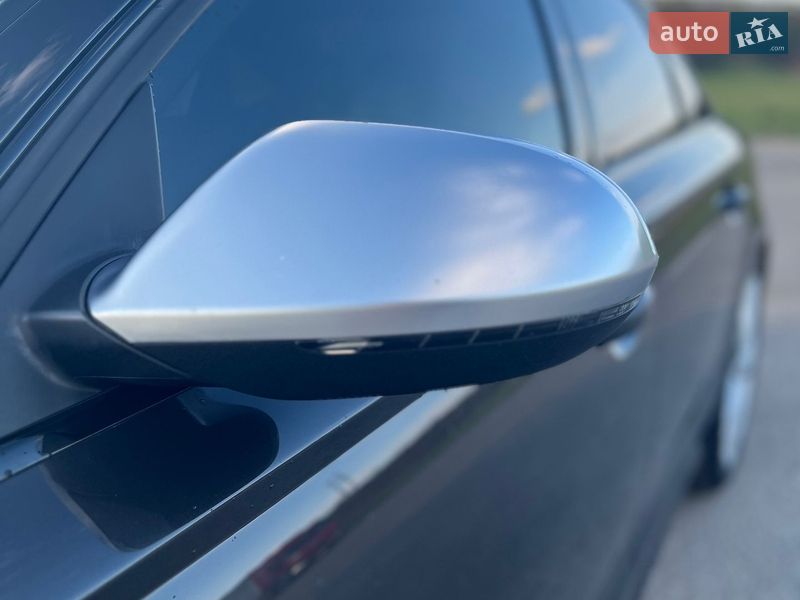Седан Audi S6 2012 в Львові