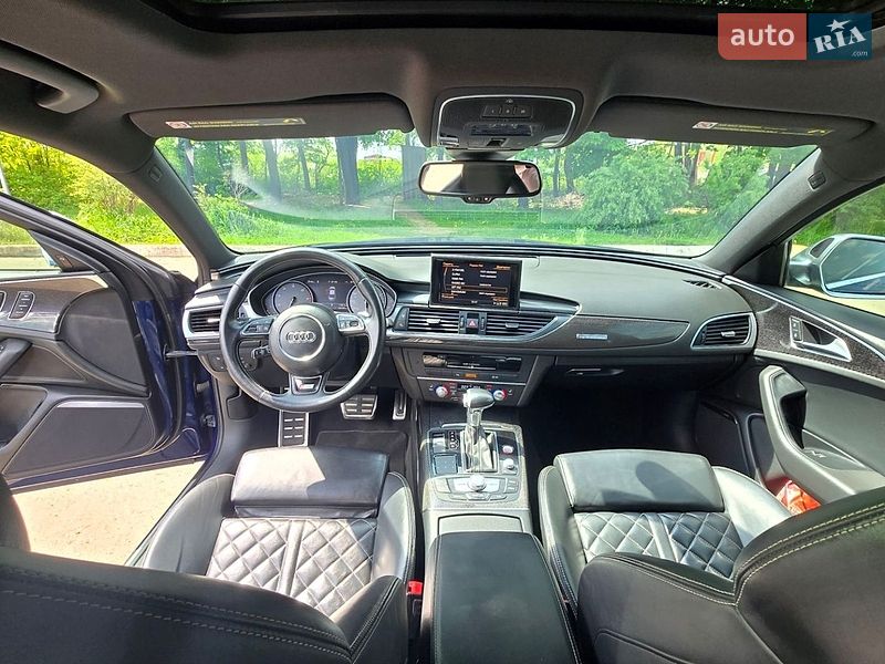 Седан Audi S6 2013 в Полтаві
