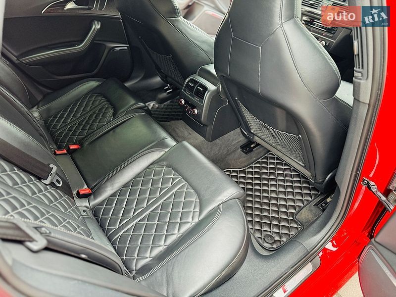Седан Audi S6 2012 в Белогородке