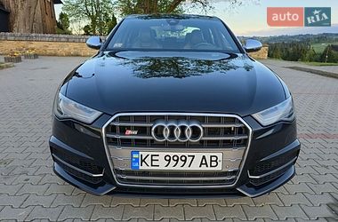 Седан Audi S6 2015 в Львові