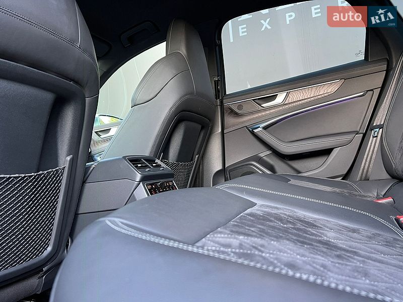 Седан Audi S6 2020 в Львові