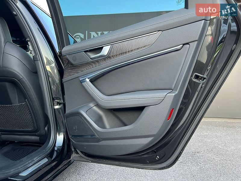 Седан Audi S6 2020 в Львові
