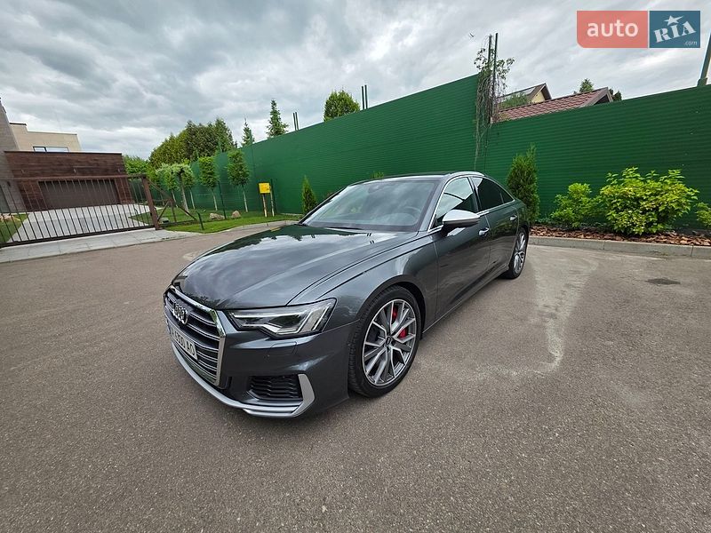 Седан Audi S6 2020 в Киеве
