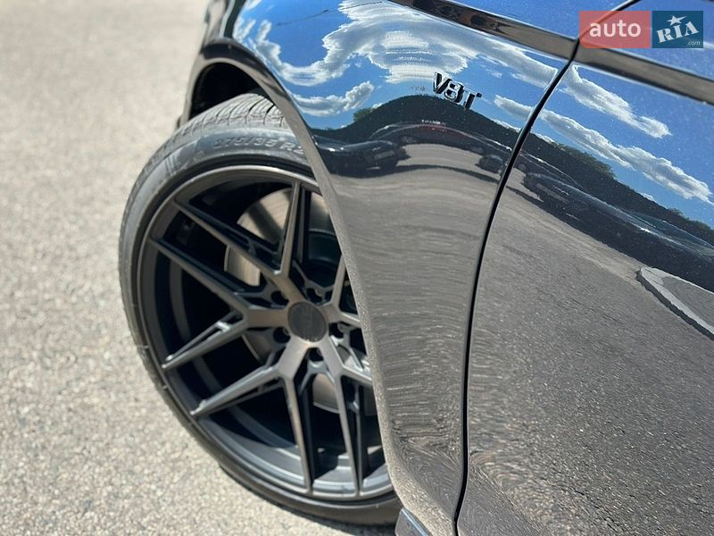 Седан Audi S6 2014 в Киеве