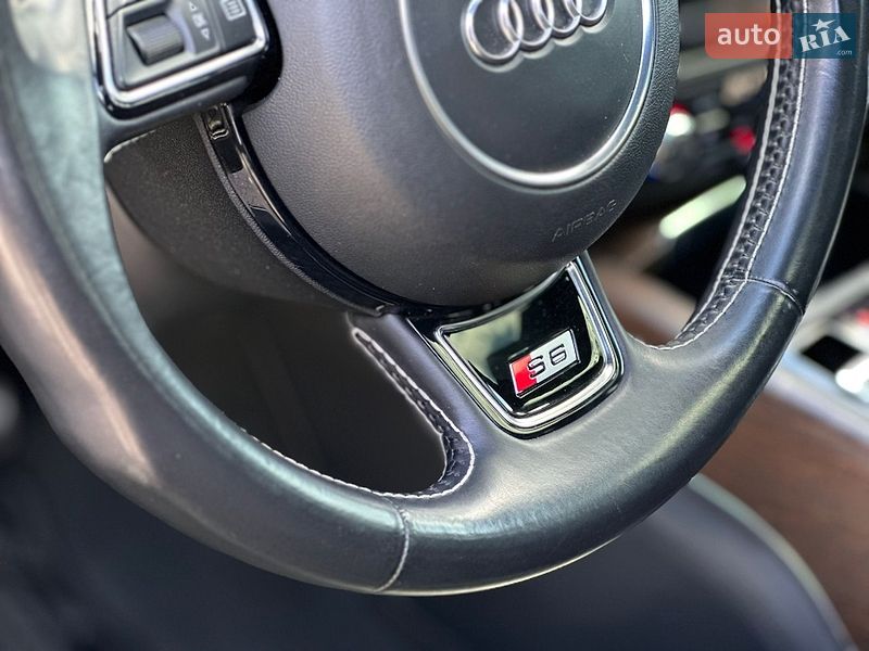 Седан Audi S6 2014 в Киеве