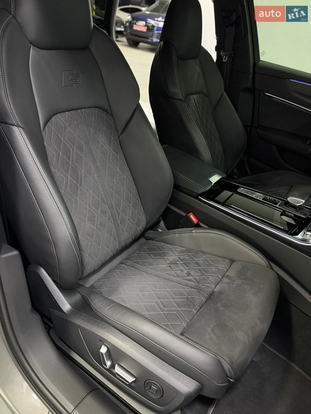 2024 Audi S6 - мініатюра 23