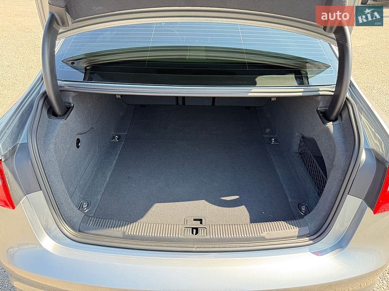 Седан Audi S6 2013 в Кропивницком