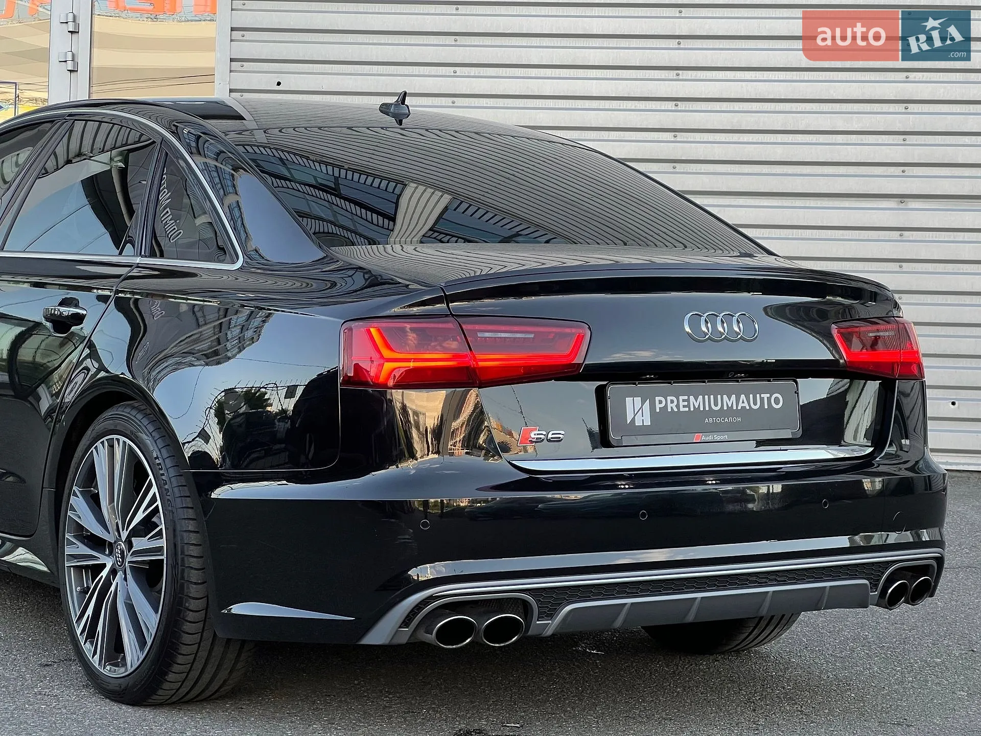2015 Audi S6 - мініатюра 11