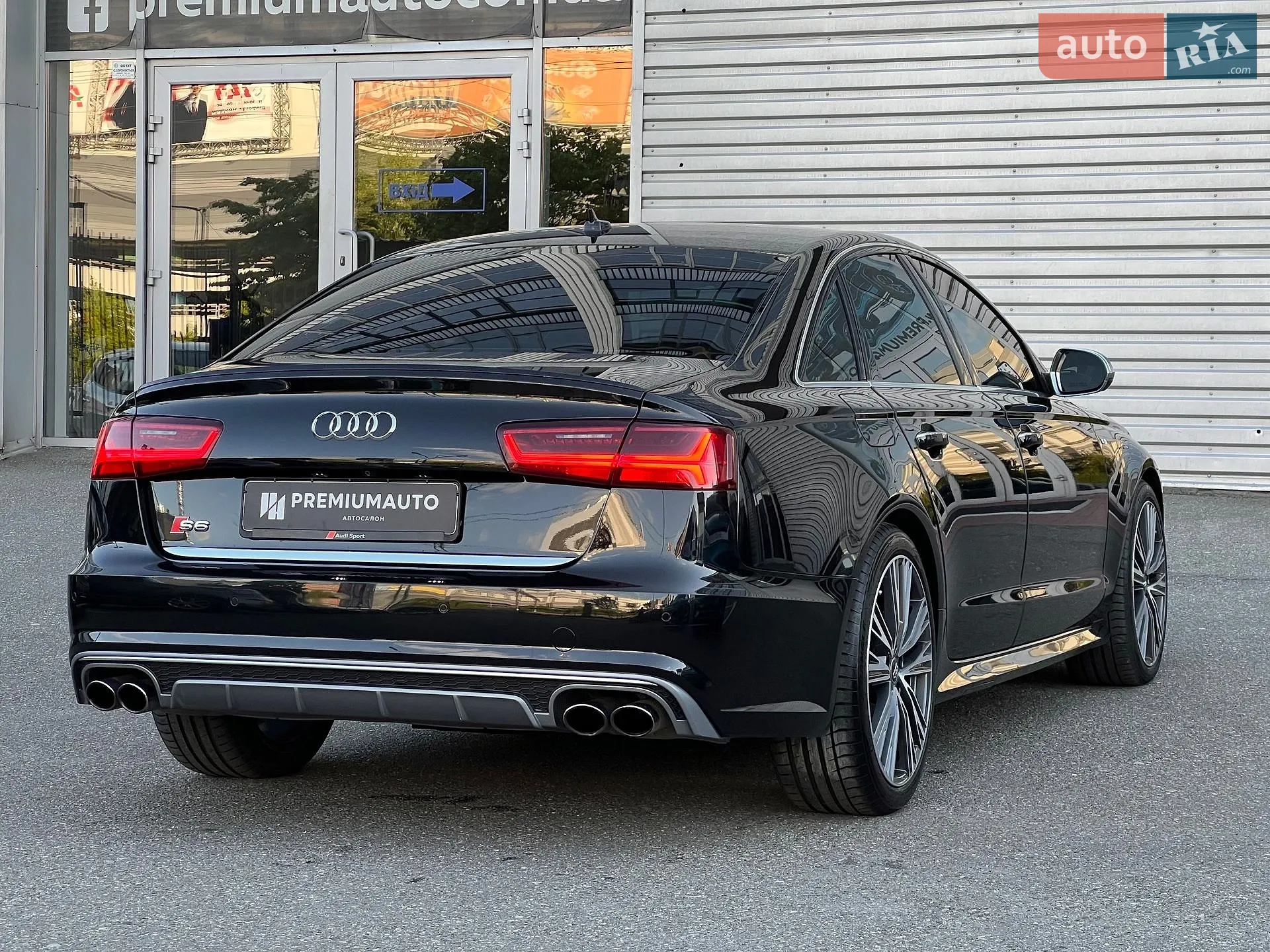 2015 Audi S6 - мініатюра 13