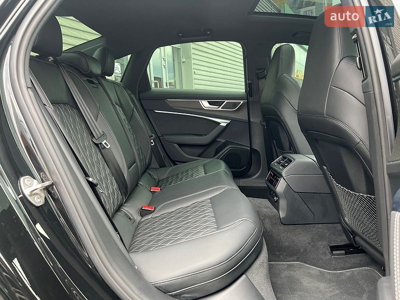 Седан Audi S6 2025 в Киеве