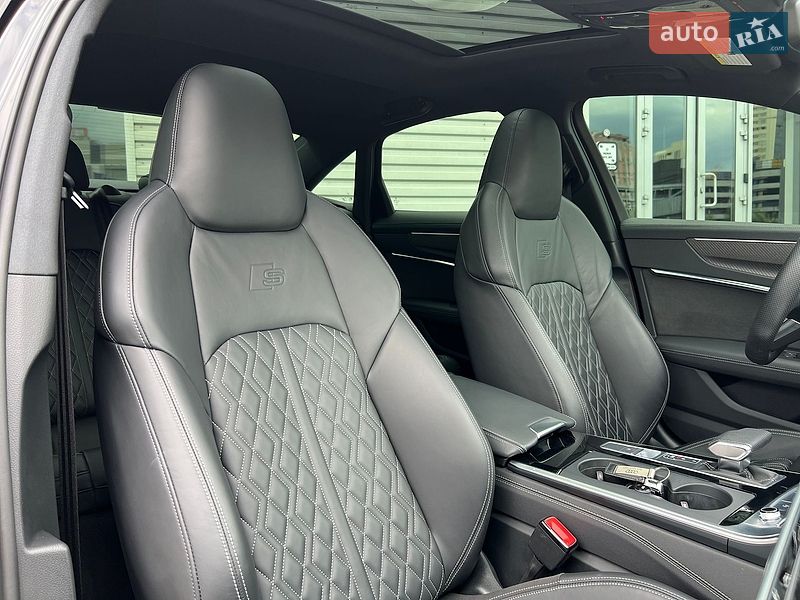 Седан Audi S6 2025 в Киеве