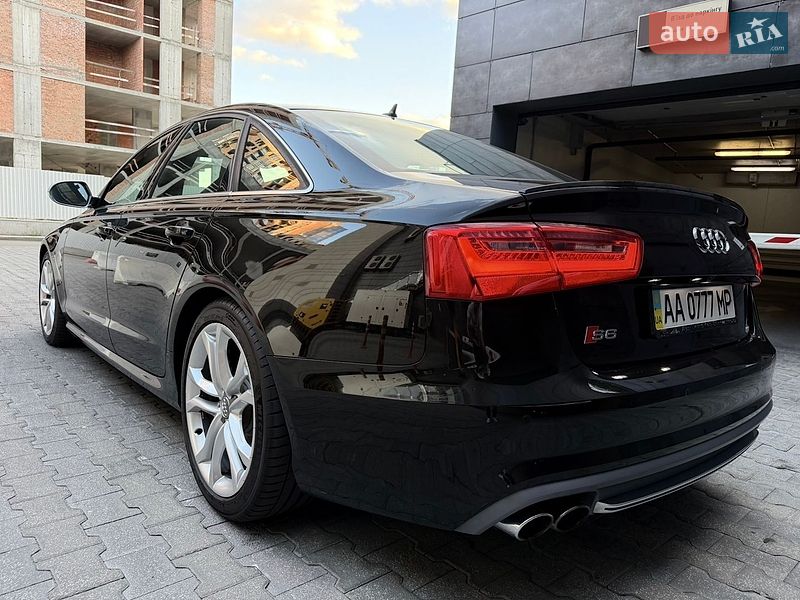 Седан Audi S6 2013 в Києві