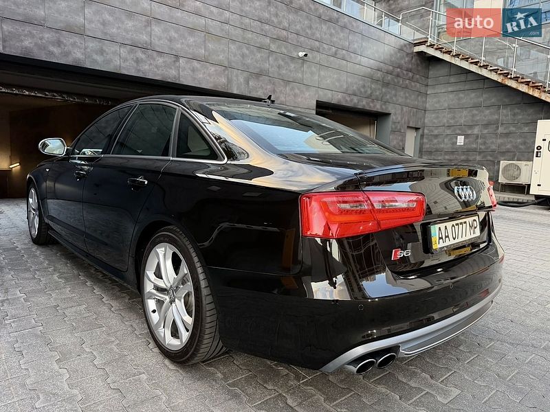 Седан Audi S6 2013 в Києві