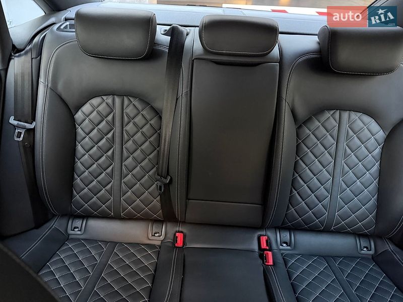 Седан Audi S6 2013 в Києві