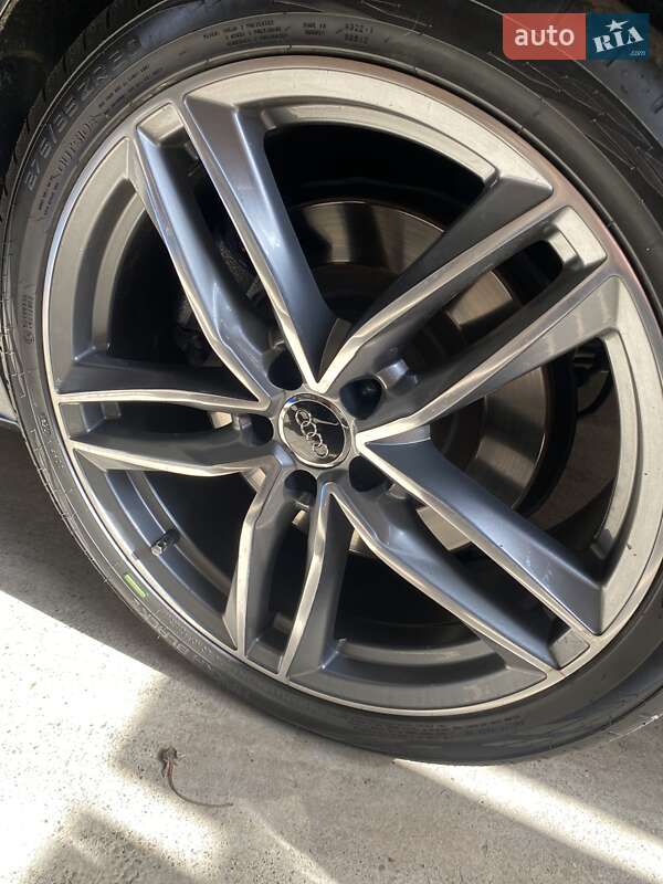 Лифтбек Audi S7 Sportback 2015 в Стрые