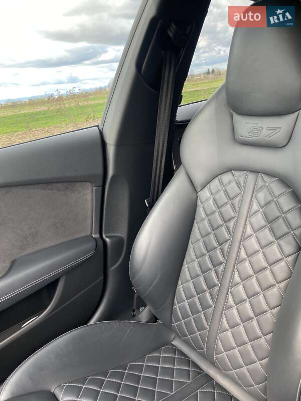 Лифтбек Audi S7 Sportback 2015 в Стрые