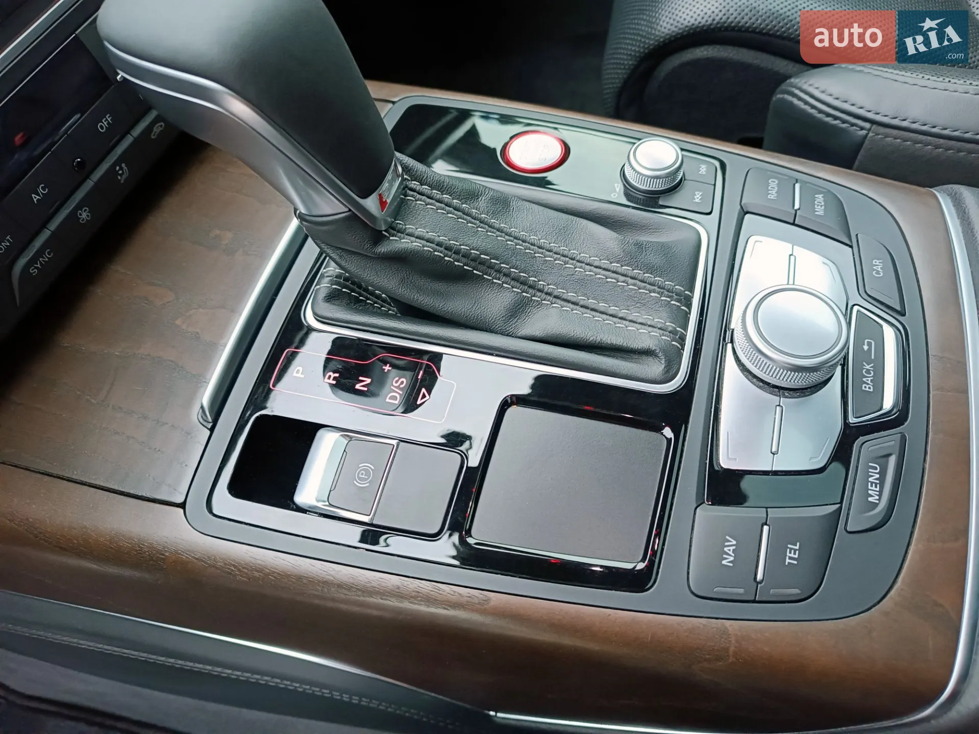 2015 Audi S7 - мініатюра 23