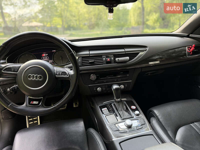 Лифтбек Audi S7 Sportback 2016 в Чернигове