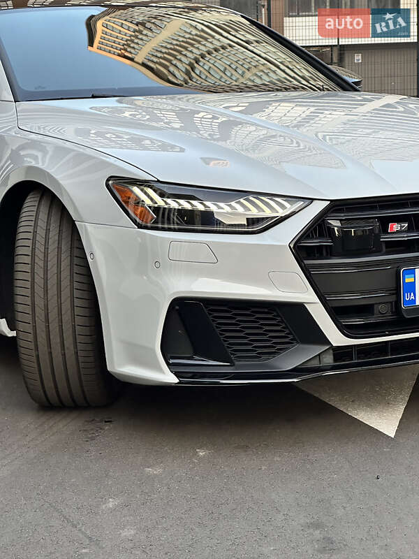 Лифтбек Audi S7 Sportback 2019 в Киеве фото 25 Лифтбек Audi S7 Sportback 2019 в Киеве