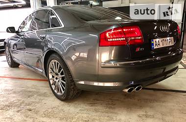  Audi S8 2008 в 